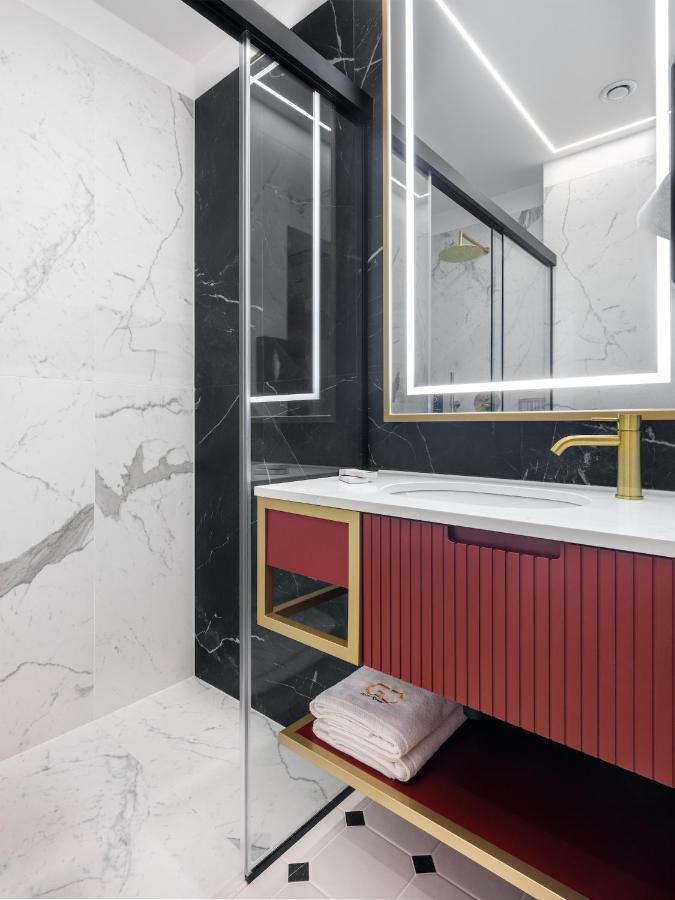 Golden Queen Deluxe Jacuzzi Apartments - Old Town Cracóvia Exterior foto